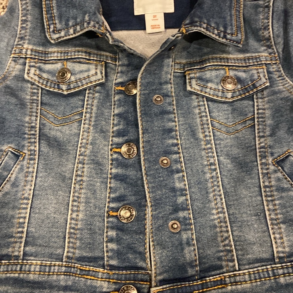 Cat & Jack - 2T Girls Jean Jacket - Picture 3 of 5